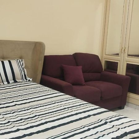 Holiday Home 2 Bedrooms Apartment For Family Only Σάρτζα Εξωτερικό φωτογραφία